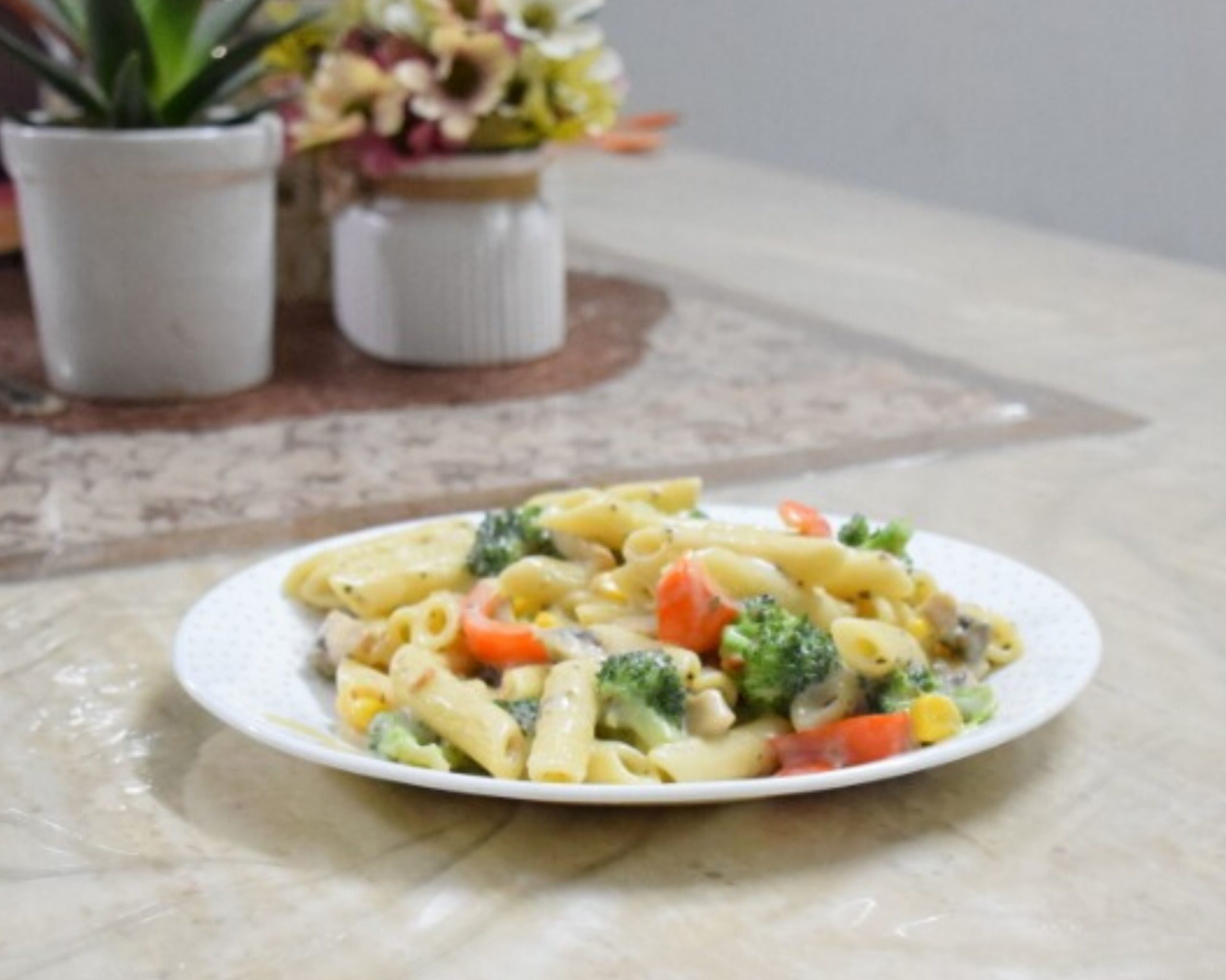 white sauce pasta